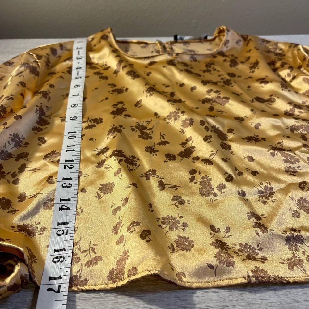 Zara Cropped Blouse Size XL - Picture 4 of 8